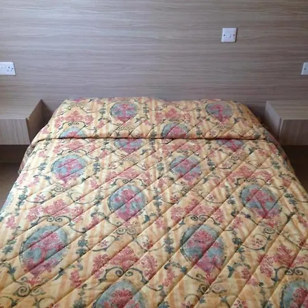 호텔 레비오스 2*