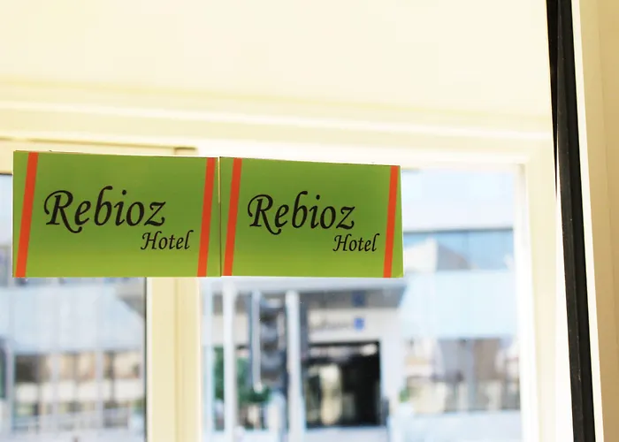 Rebioz מלון