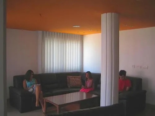 Rebioz מלון לרנקה