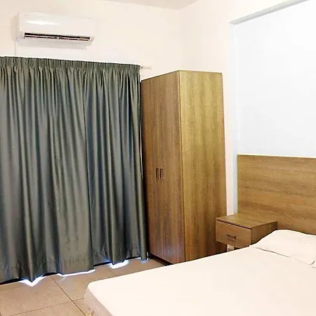 Rebioz Hotel 2*