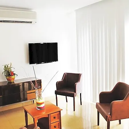 Hotel Rebioz Larnaca