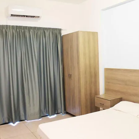 Rebioz Hotell