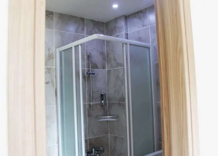 Rebioz Hotell Larnaca