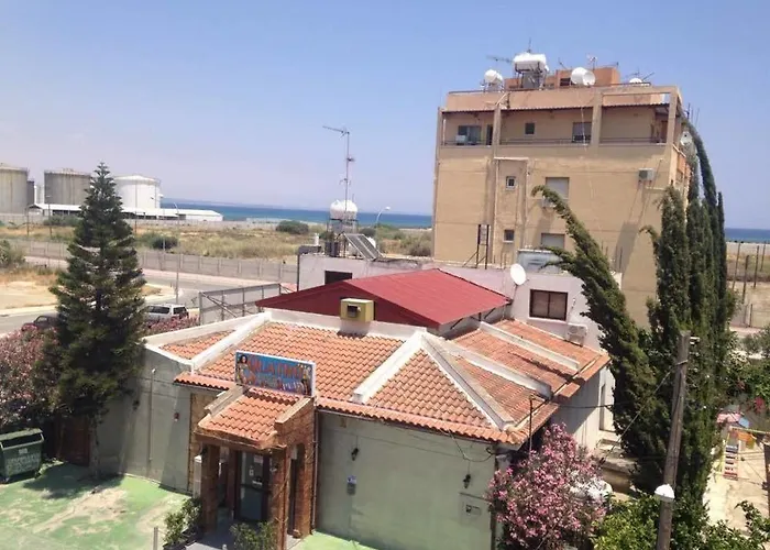 Hotell Rebioz Larnaca