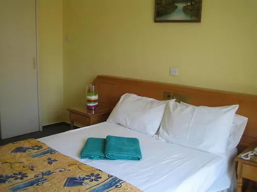 Hotell Rebioz Larnaca